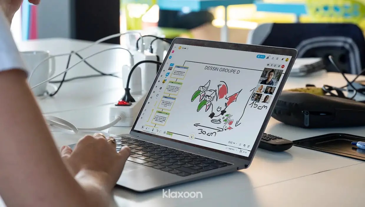 A person working on a computer displaying a Birdie Birdie workshop on Board. | Klaxoon