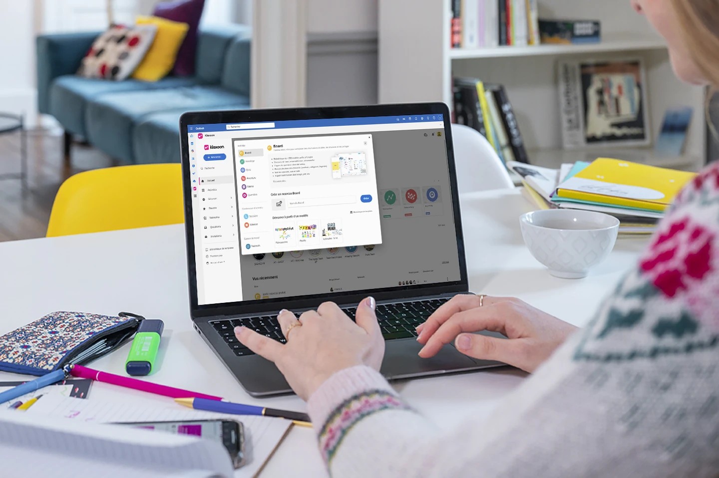 Vue de l’intégration Microsoft Teams et Outlook sur différents appareils.