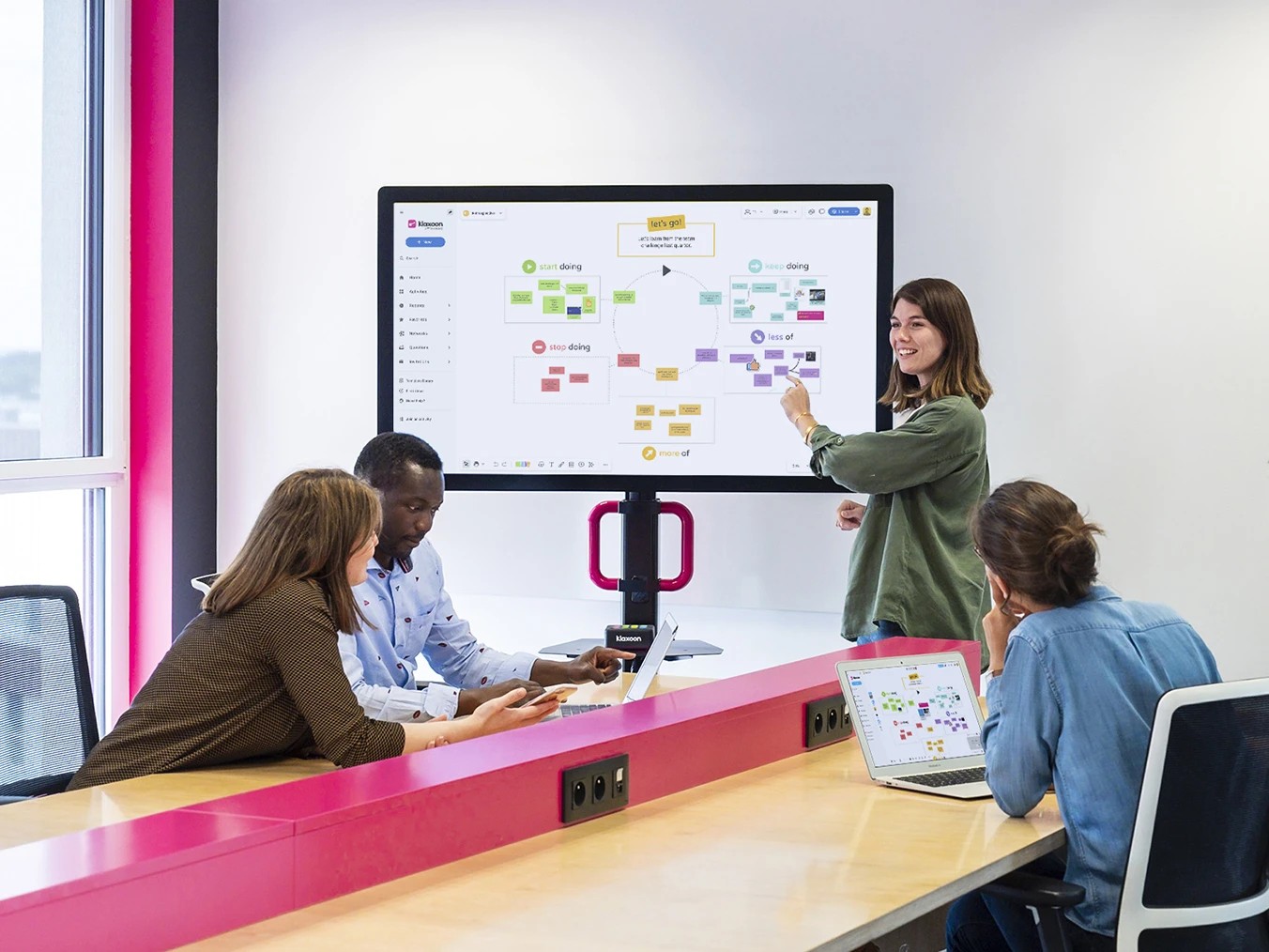 Folder with gear and document representing content production.