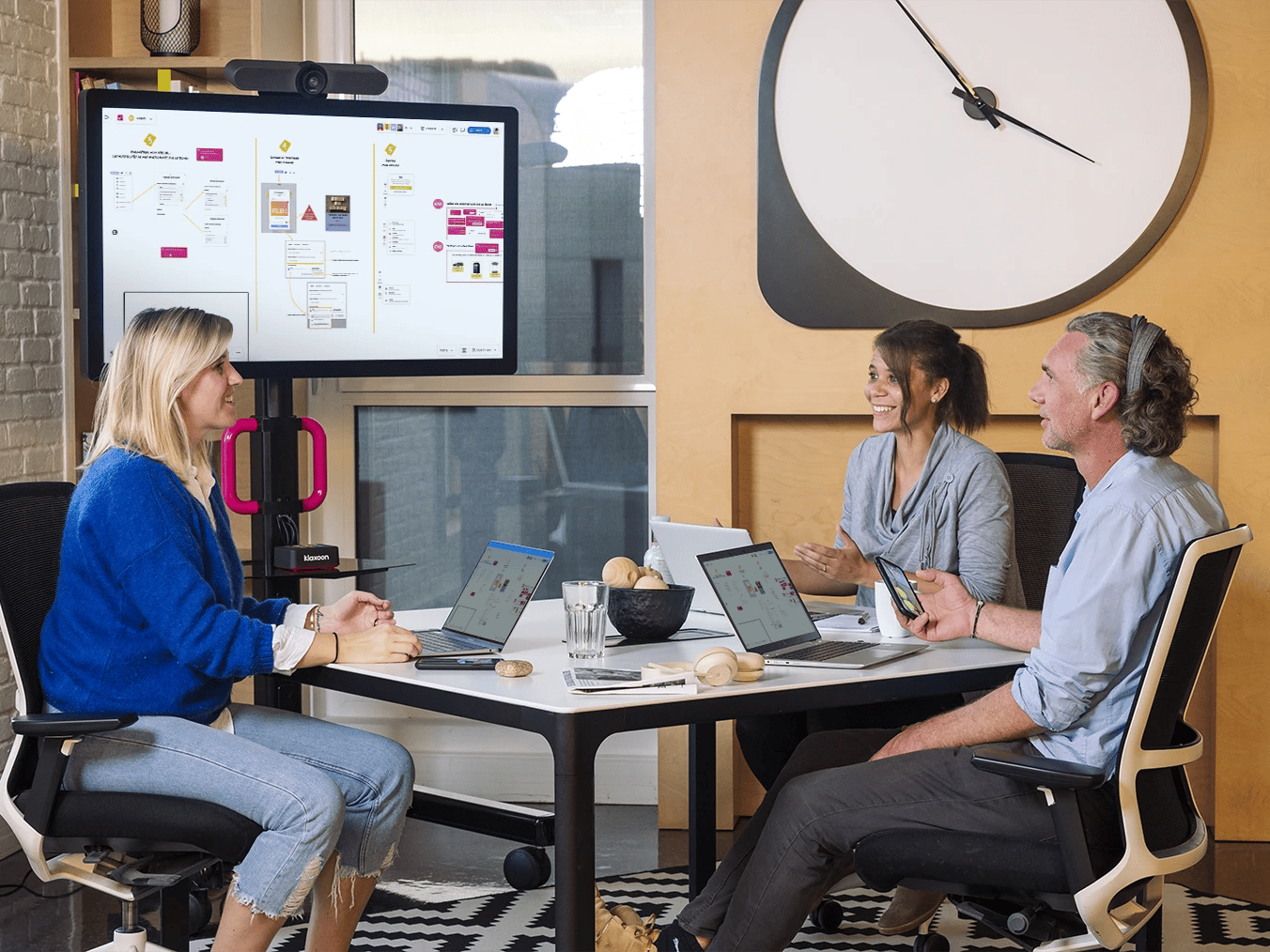 Klaxoon Professional Services.