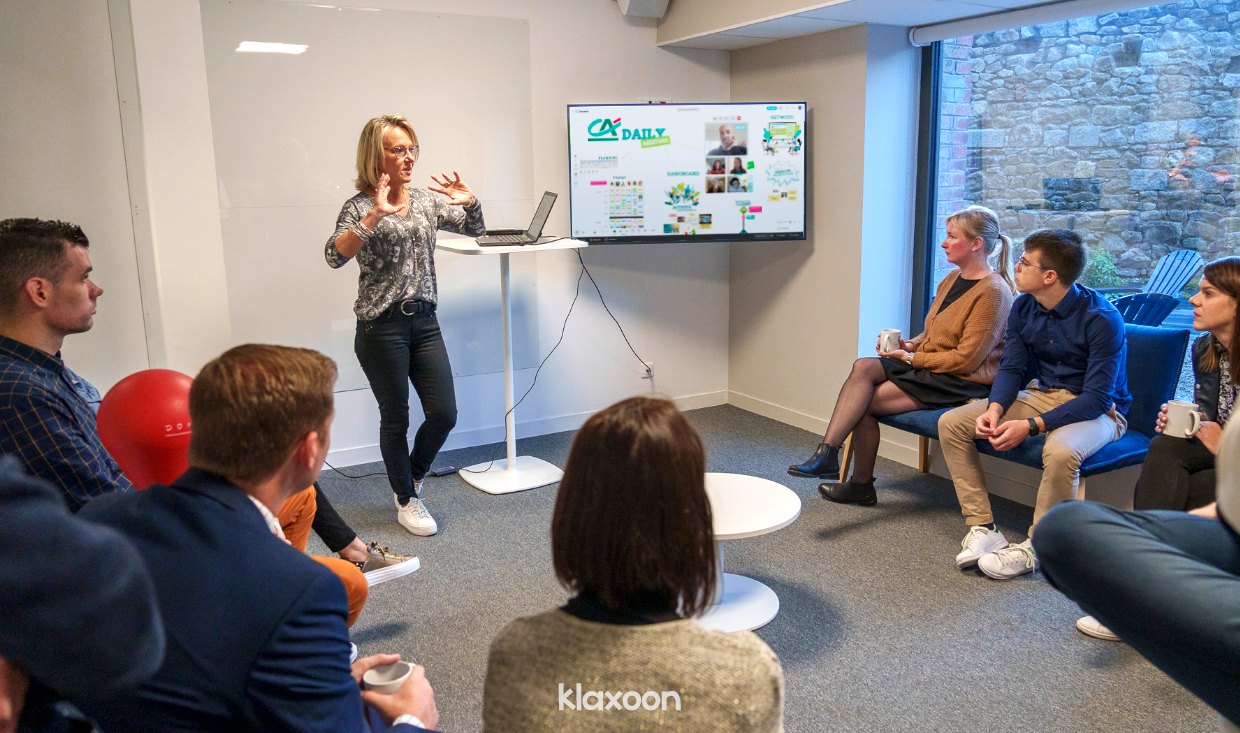 Une réunion se tient au Crédit Agricole. | Klaxoon