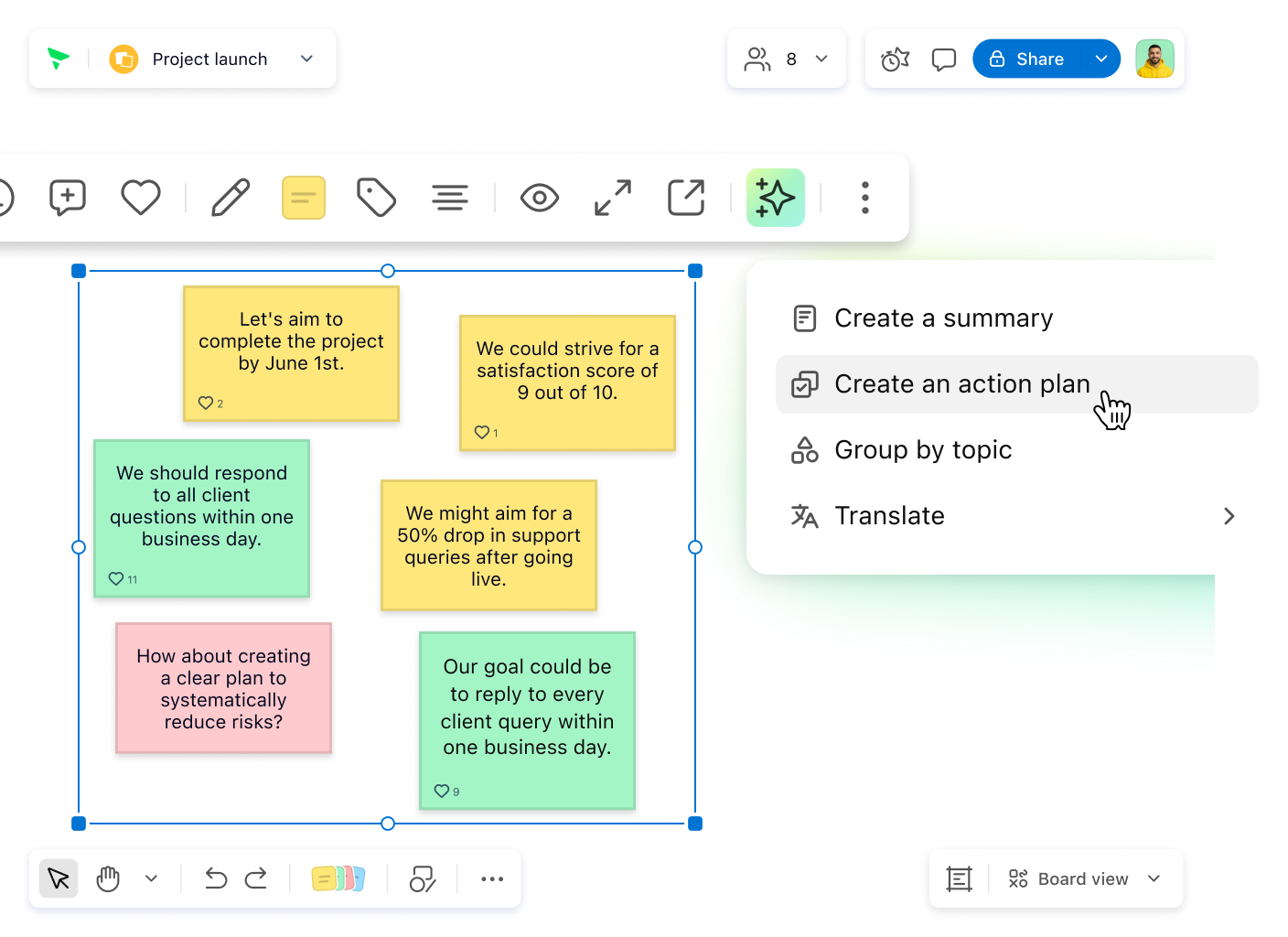 Klaxoon AI meeting summary interface with agenda and key points.