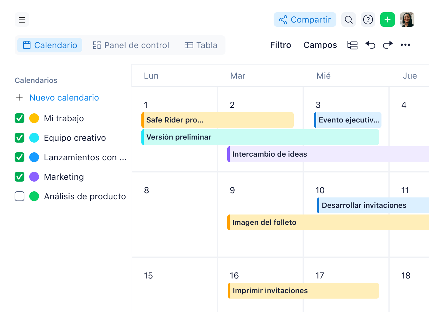 Encabezado de calendario de Wrike con vista mensual y controles.