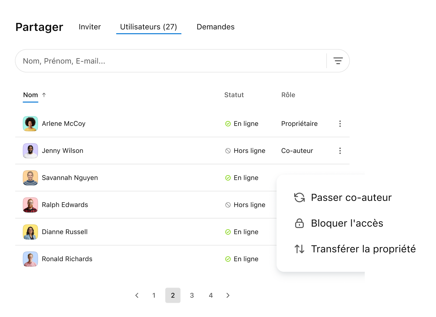 Tableau de bord Gouvernance et Administration Klaxoon avec gestion des utilisateurs et paramètres.