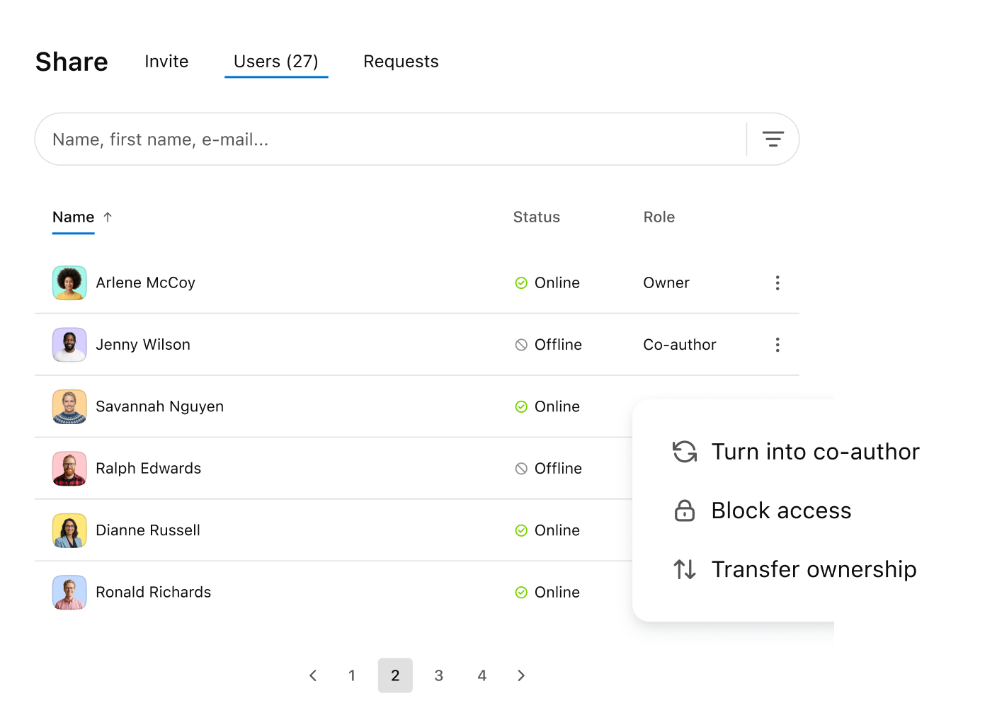 Klaxoon Governance and Administration dashboard showing teams, roles and permissions.