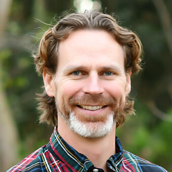 Chris Van Reusen logo