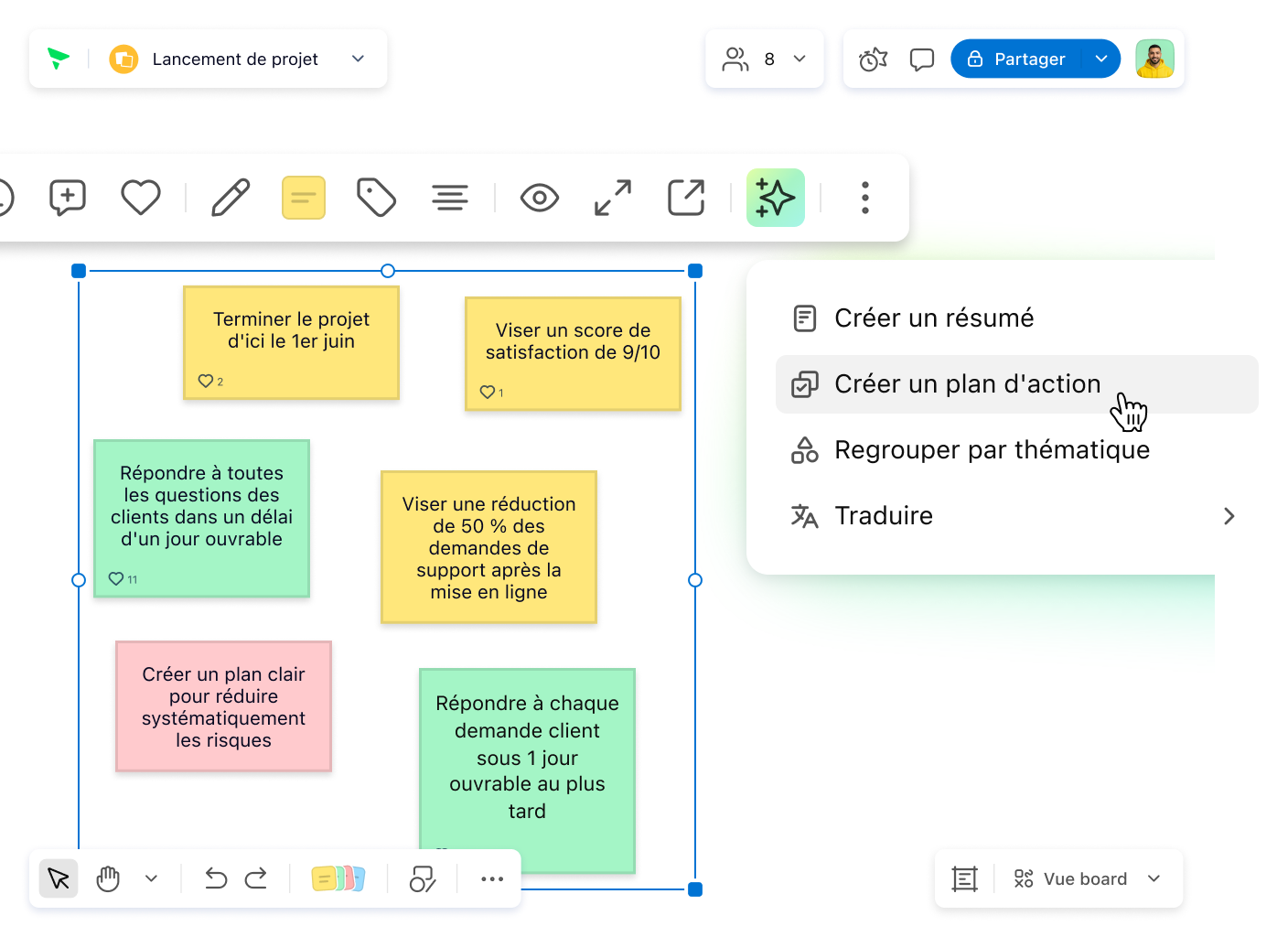 Interface de synthèse IA affichant titre, résumé et points clés.