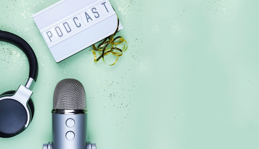 9 Podcasts for Project Managers on the Go