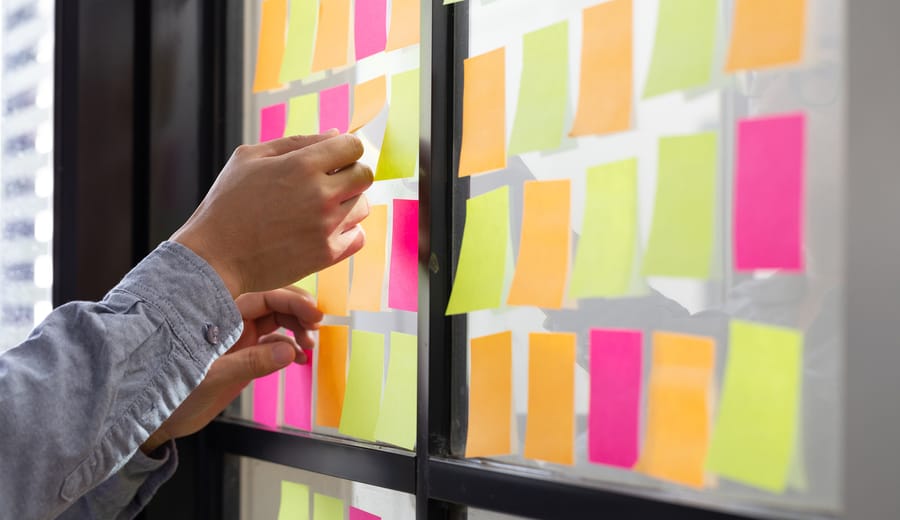 Scrum vs. Kanban: The Ultimate Breakdown Guide