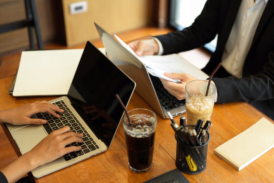 20 Questions for Project Governance Success (Infographic)