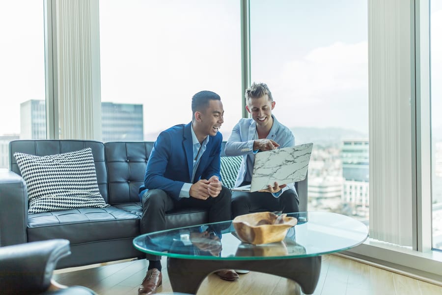 How Enterprise Consulting Professionals Use Project Management Software To Succeed