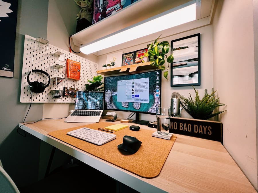 What Is the Difference Between Efficiency and Productivity?