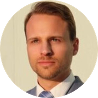 <h5>Julian Freitag</h5>
